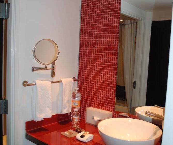 酒店 Fiesta Inn Cuautitlan