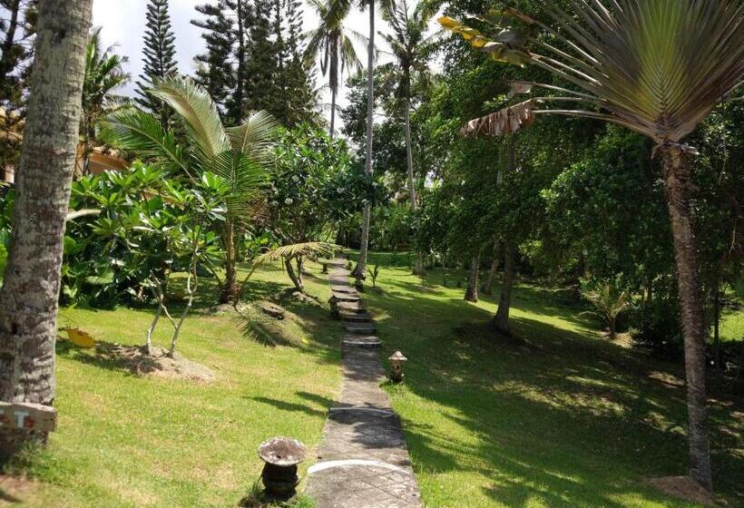 בית מלון כפרי Gajah Mina Beach Resort