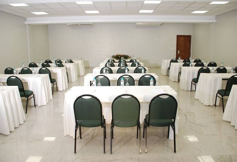 Gran Hotel Stella Maris Urban Resort & Conventions