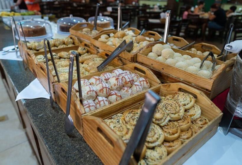 Gran Hotel Stella Maris Urban Resort & Conventions