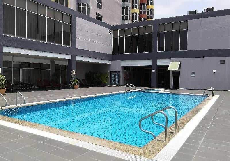 فندق Grand Continental  Kuala Terengganu