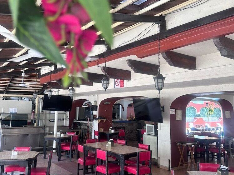 فندق Hacienda Maria Eugenia