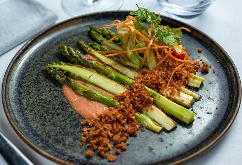 ホテル Hilton Evianlesbains