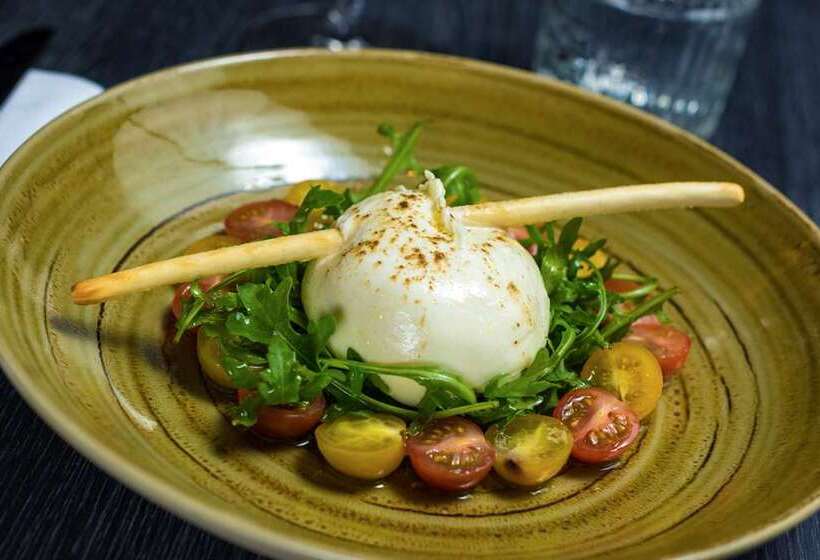 ホテル Hilton Evianlesbains