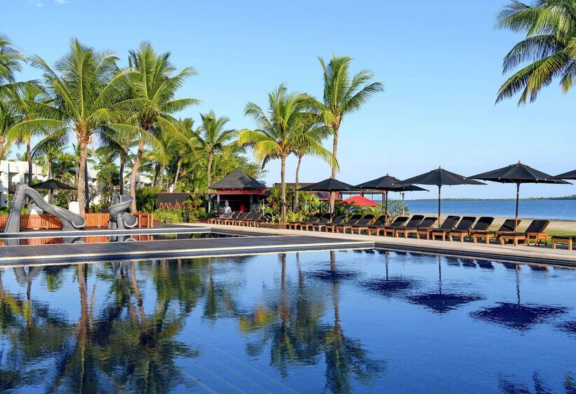 هتل Hilton Fiji Beach Resort And Spa