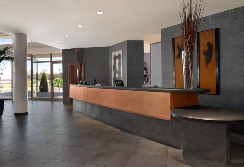 ホテル Hilton Garden Inn Rome Airport