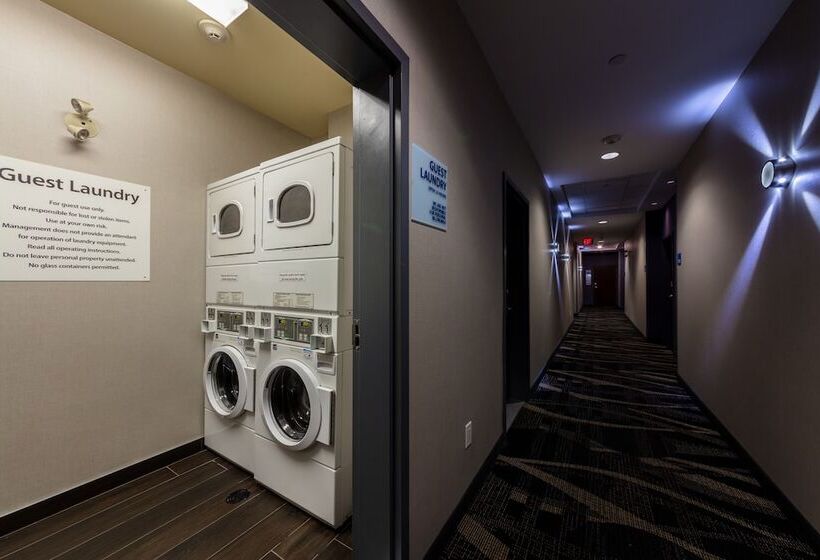 ホテル Holiday Inn Express & Suites Riverport Richmond, An Ihg