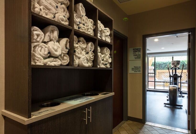 ホテル Holiday Inn Express & Suites Riverport Richmond, An Ihg