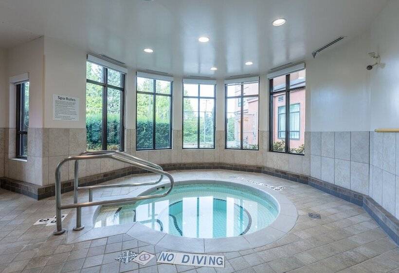 ホテル Holiday Inn Express & Suites Riverport Richmond, An Ihg