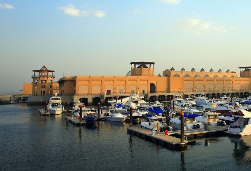 هتل Hyatt Regency Al Kout Mall