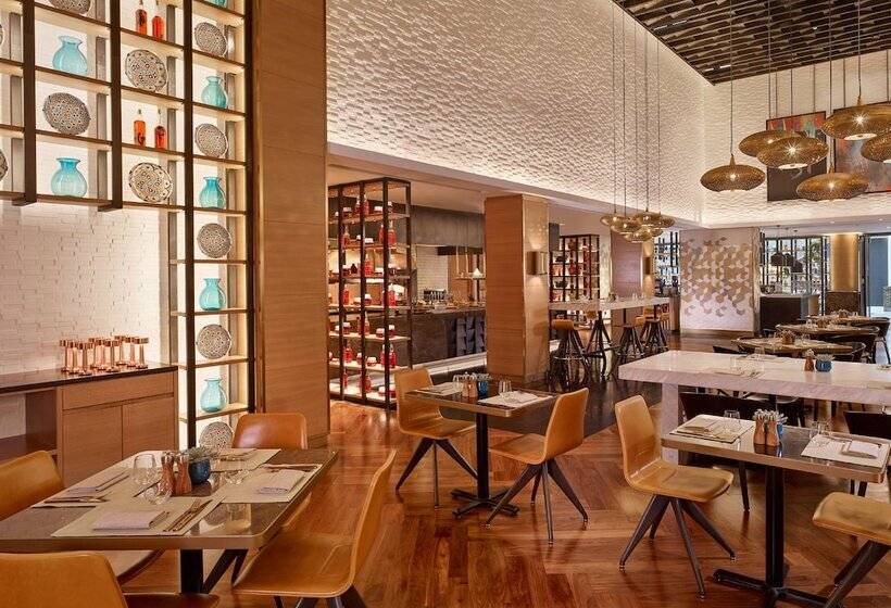 هتل Hyatt Regency Al Kout Mall