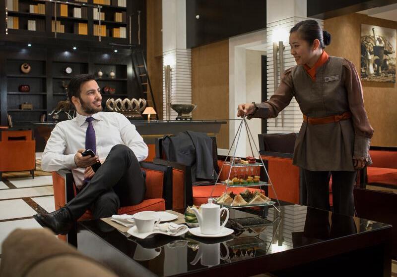 هتل Hyatt Regency Al Kout Mall