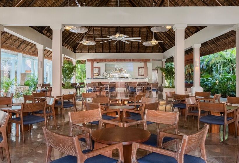 호텔 Iberostar Waves Tucán