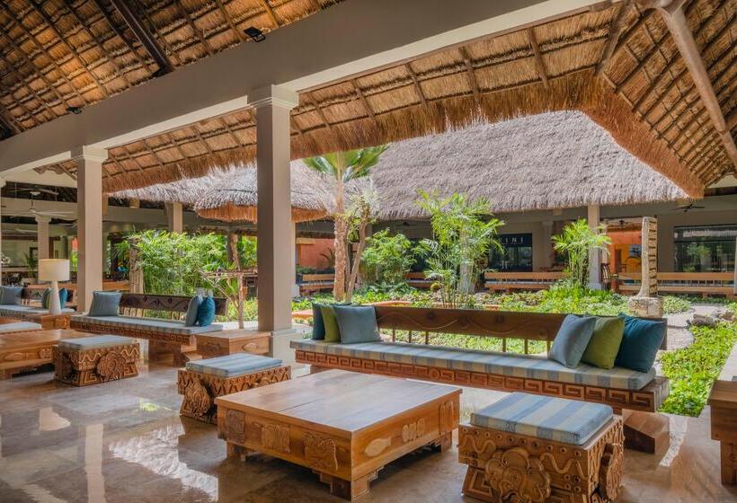 호텔 Iberostar Waves Tucán