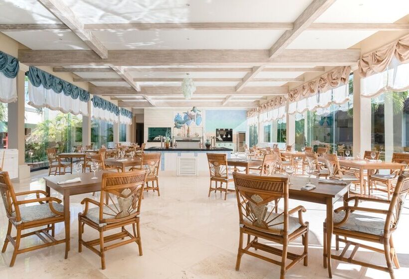 호텔 Iberostar Waves Tucán