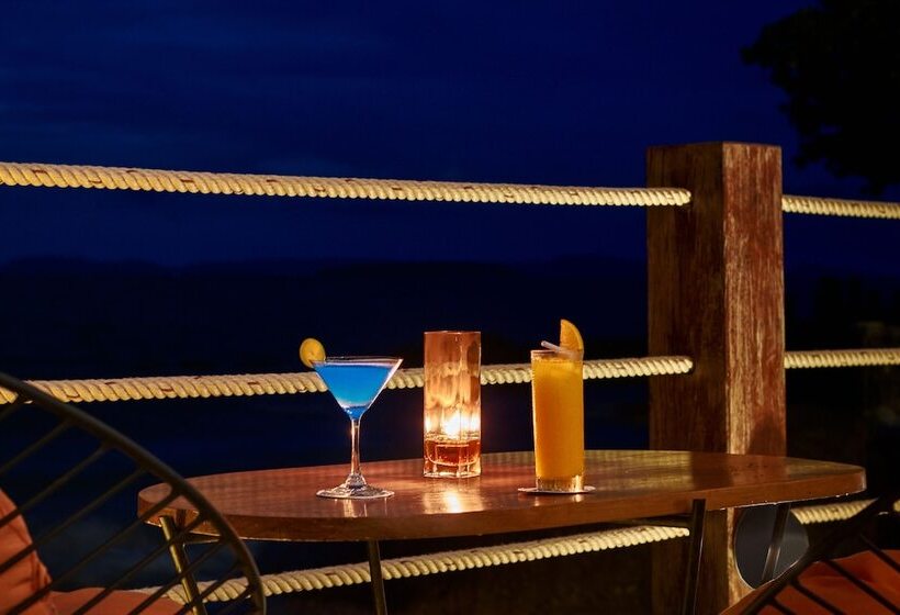 Independence Hotel Resort & Spa