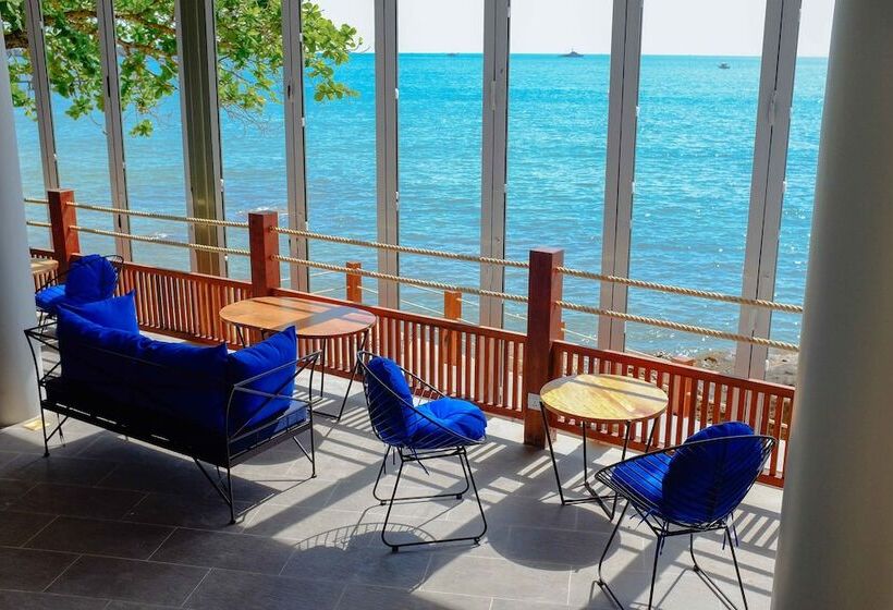 Independence Hotel Resort & Spa