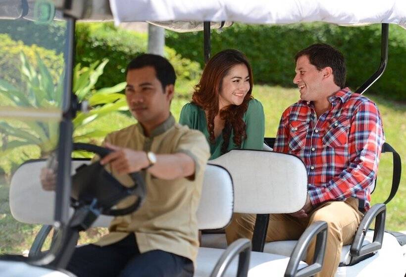 Independence Hotel Resort & Spa