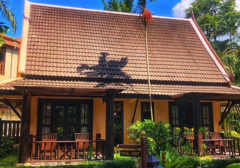 ホテル Khaolak Palm Beach Resort