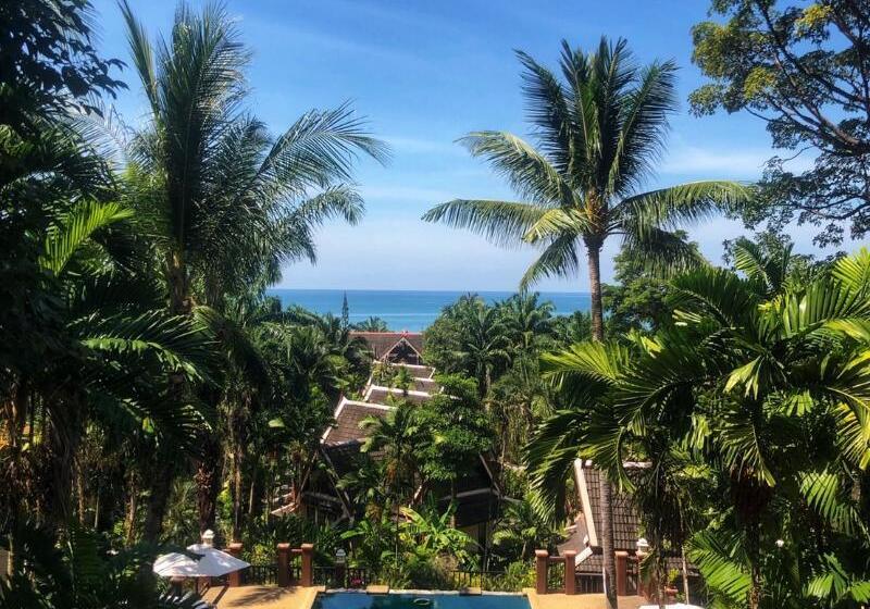 ホテル Khaolak Palm Beach Resort