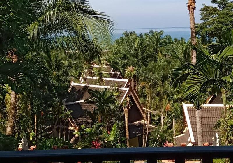 ホテル Khaolak Palm Beach Resort