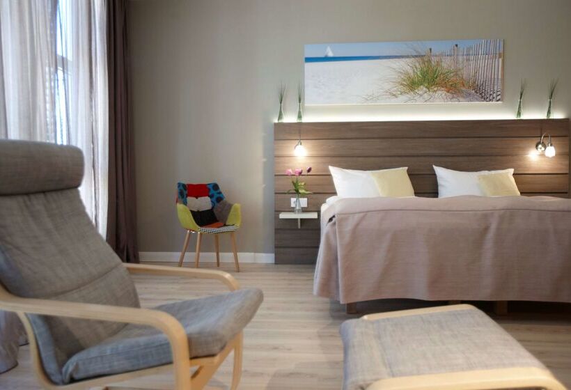 فندق Kiel By Golden Tulip