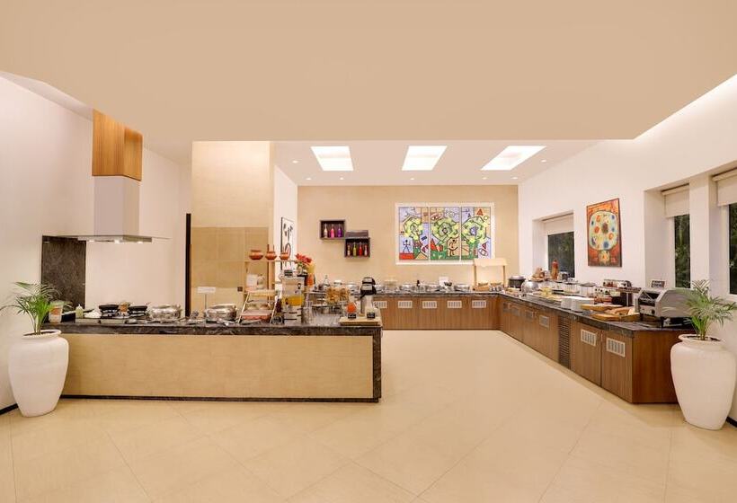 Lemon Tree Hotel Hinjewadi Pune