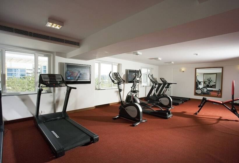 Lemon Tree Hotel Hinjewadi Pune