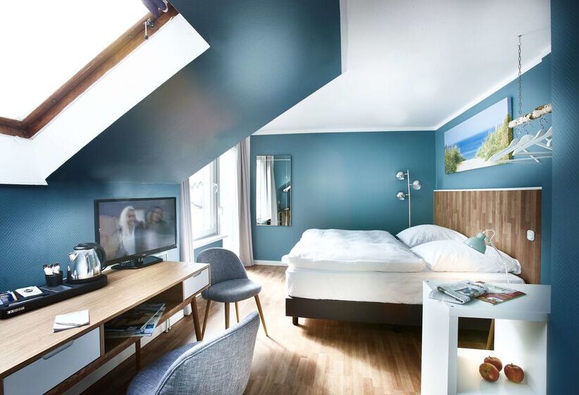 酒店 Liegeplatz 13 Kiel By Premiere Classe