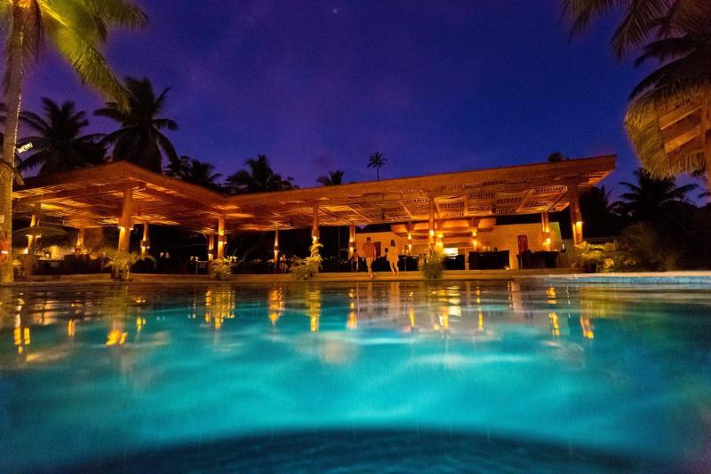 هتل Lomani Island Resort – Adults Only