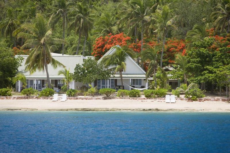 ホテル Malolo Island Resort