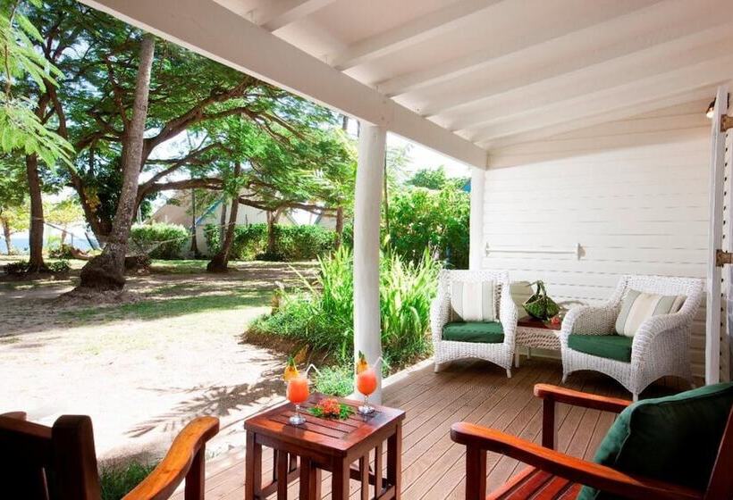 ホテル Malolo Island Resort