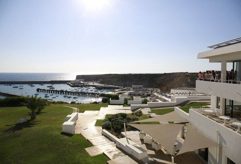 Memmo Baleeira   Design Hotels