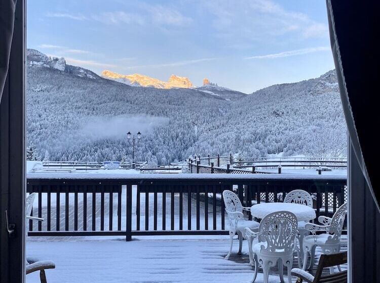 Отель Miramonti Majestic Grand