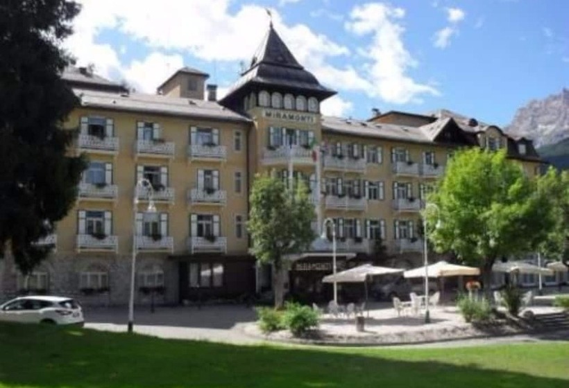 Отель Miramonti Majestic Grand