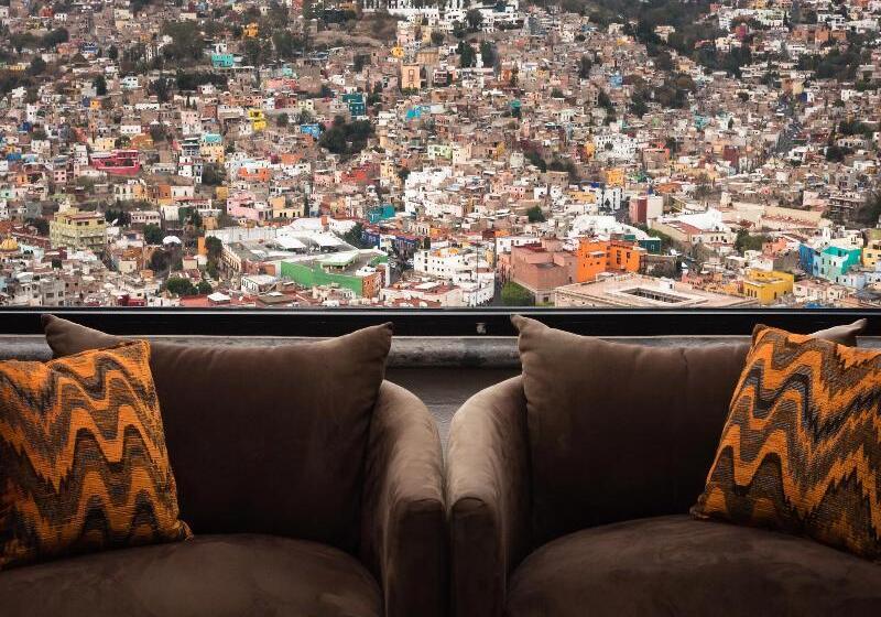 Отель Mision Grand Casa Colorada