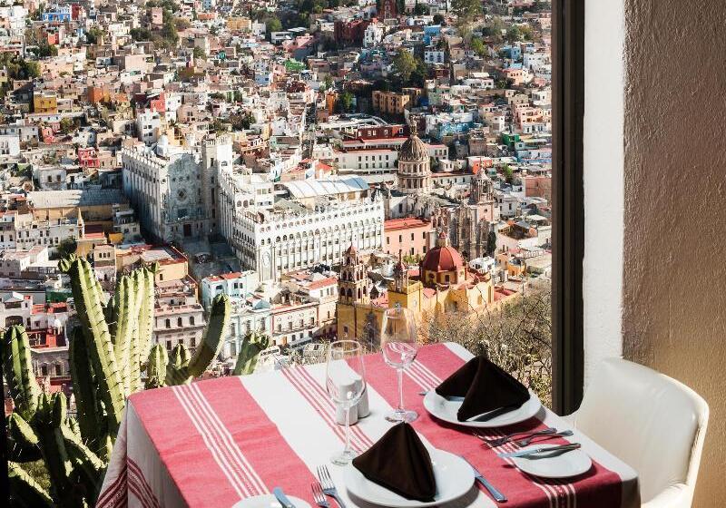 Отель Mision Grand Casa Colorada