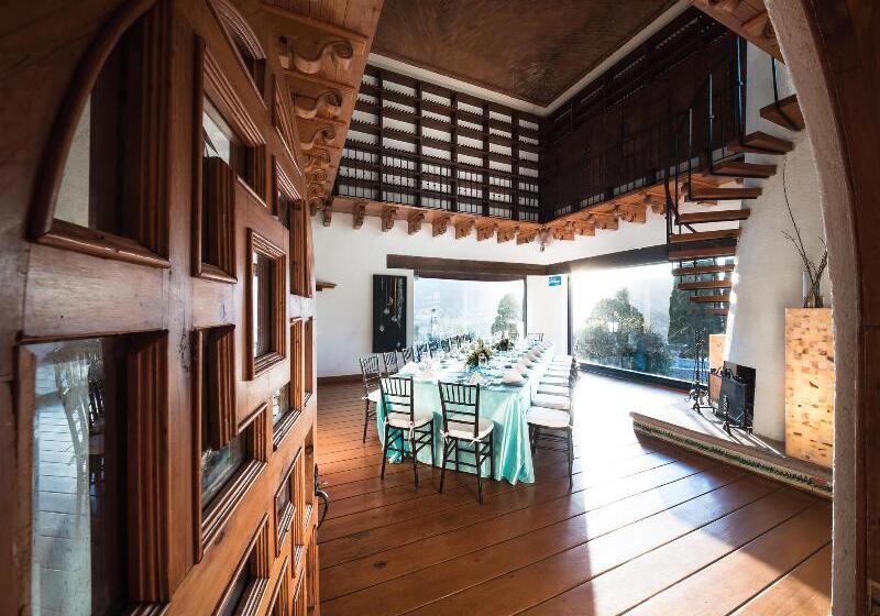 Отель Mision Grand Casa Colorada