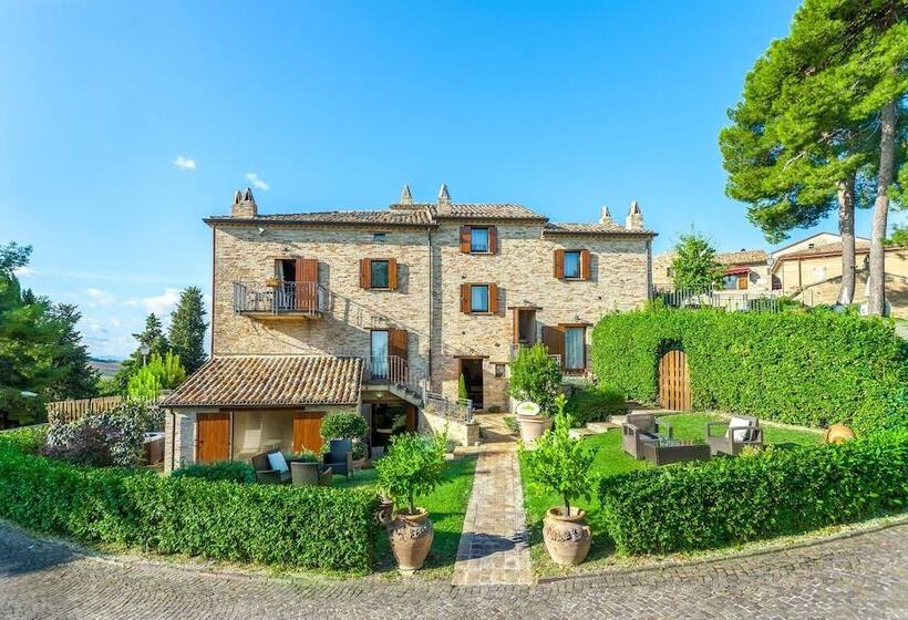 فندق Mons Major Relais