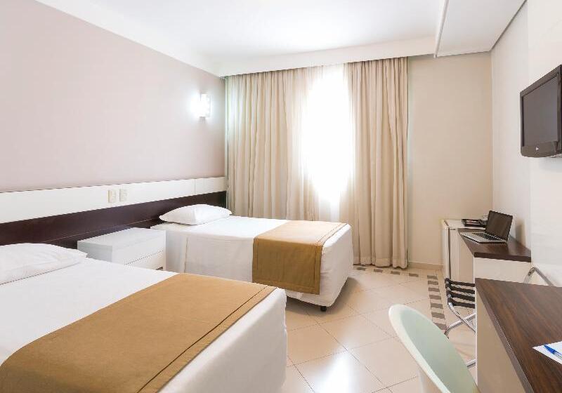 Отель Nacional Inn Cuiaba