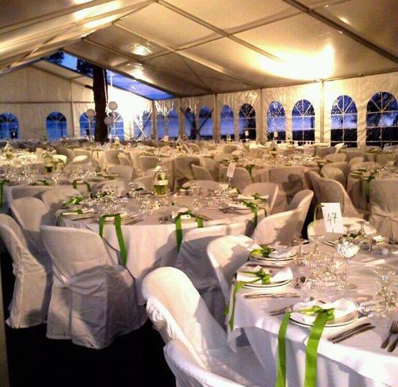 酒店 Nafsika Beach