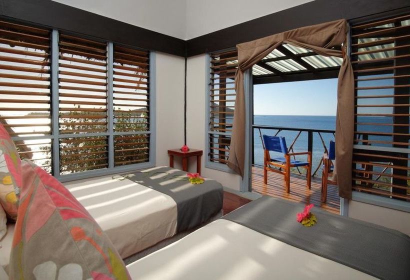 Hotel Nanuya Island Resort
