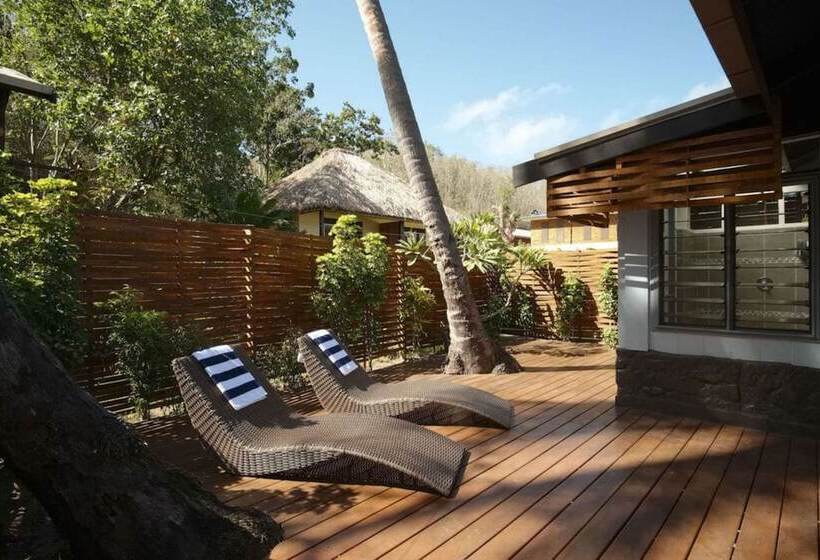 Отель Nanuya Island Resort