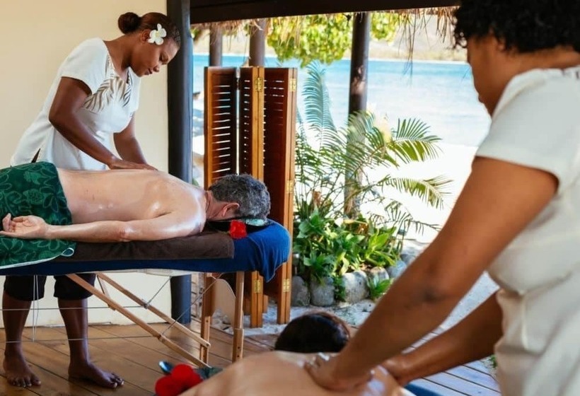 Отель Nanuya Island Resort