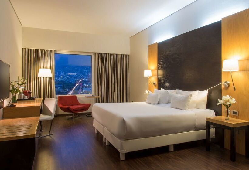 Отель NH Collection Monterrey San Pedro