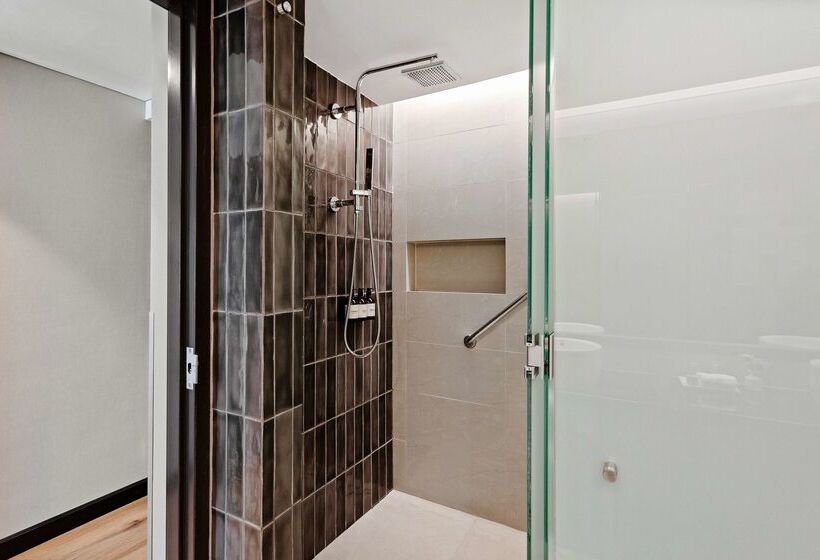 Отель NH Collection Monterrey San Pedro