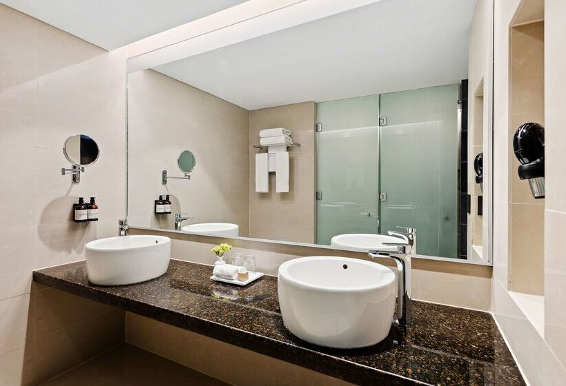 Отель NH Collection Monterrey San Pedro