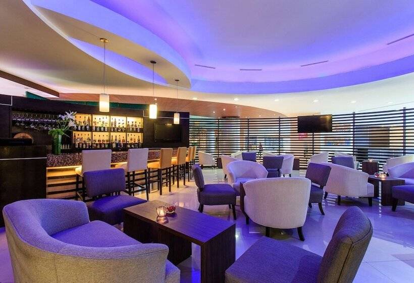 Отель NH Collection Monterrey San Pedro