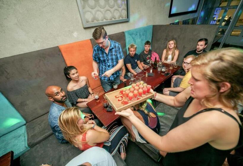 酒店 Nomads Capital Backpackers  Wellington