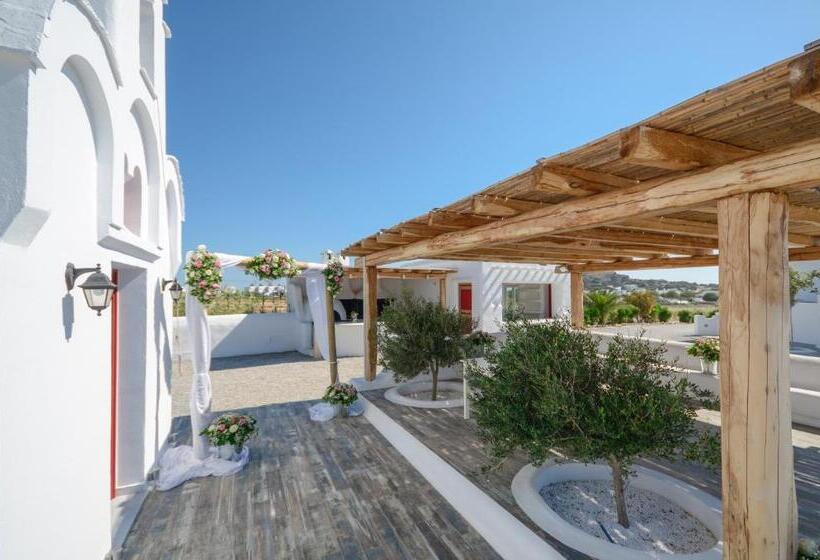 فندق Orkos Beach